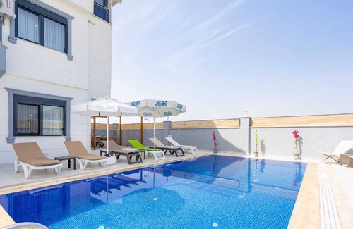 Antalya City Centre Villa | Villa Close to The Land of Legends in Belek-Awz162
