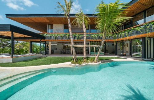 Berawa Villa | Villa Coco Bay - Iconic 8BR Tropical Villa Next to the Beach