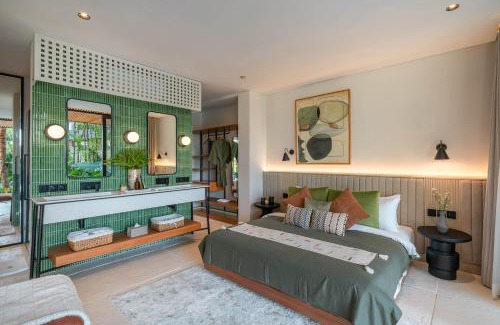 Berawa Villa | Villa Coco Bay - Iconic 8BR Tropical Villa Next to the Beach