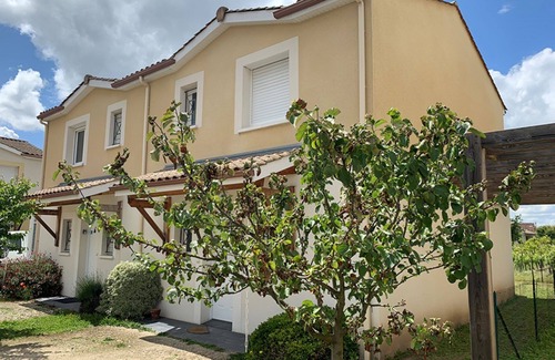 Libourne Villa | Villa, composed of a 1 bedroom,