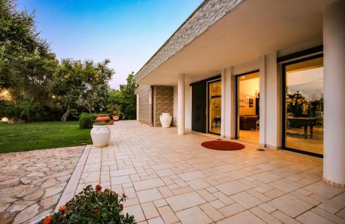 San Michele Salentino Villa | Villa con parco e piscina