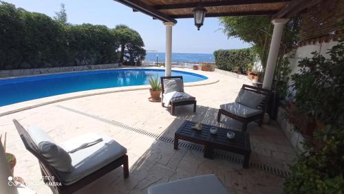 Santa Marinella Villa | Villa con Piscina Privata fronte Spiaggia
