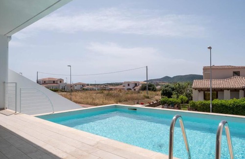 Budoni Villa | Villa con piscina privata BudoniAffitti