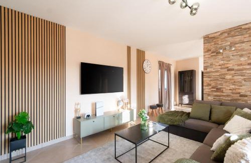 Tinjan Villa | Villa Coridigo - Unique High Position, Panorama Nature View, Cozy Dining Terrace, Fenced Property