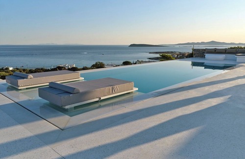 Paros Villa | Villa Costa Farangas with private pool close to the beach