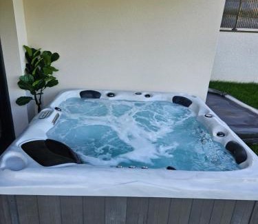 La Motte-Servolex House | Villa cosy jacuzzi 6 couchages