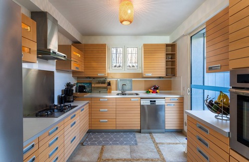 Cros-de-Cagnes Villa | VILLA COTE SUD VI4402 By Riviera Holiday Homes