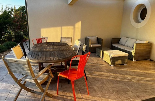 Pontours House | Villa Couché de Soleil Avec Piscine Privée