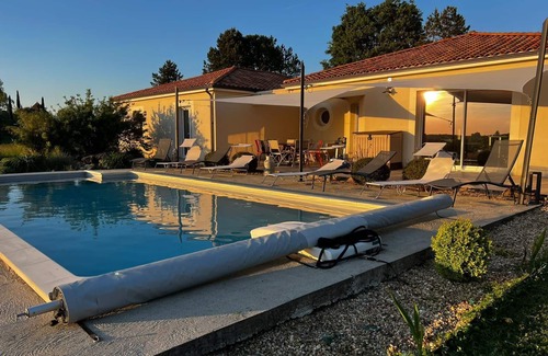 Pontours House | Villa Couché de Soleil Avec Piscine Privée