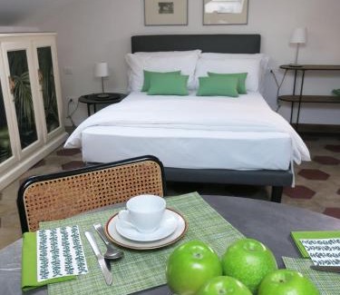 Albate Apartment | Villa Crochat