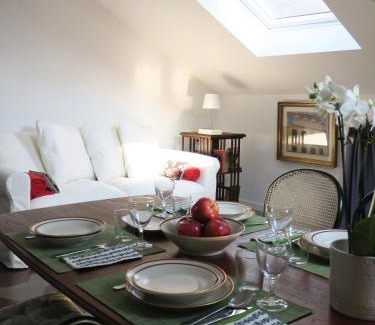 Albate Apartment | Villa Crochat