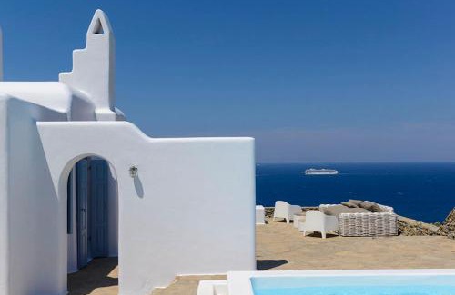 Houlakia Villa | Villa Crystal with Private Pool by Diles Villas