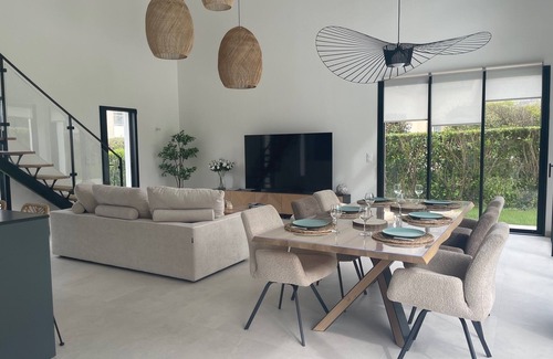 Benodet Villa | Villa D'exception de 2024, de 150m2 à 2 pas du Centre Ville, du Port de Bénodet