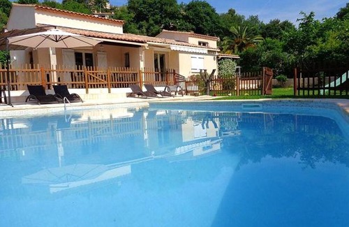 La Gaude Villa | Villa de 4 chambres a La Gaude avec piscine privee terrasse amenagee et WiFi a 8 km de la plage