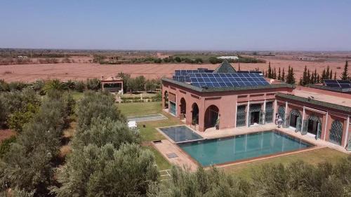 El Hara Villa | Villa de Charme avec Piscine, Hammam & Jardin Enchanté