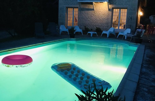 Touques Villa | Villa de Charme Domaine privé Touques with Private Pool