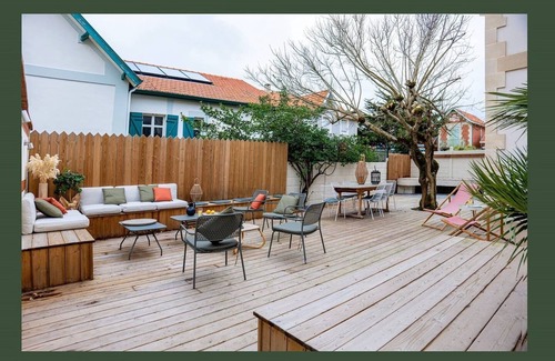 Soulac-sur-Mer House | Villa DE Luxe Face A LA MER - 3763