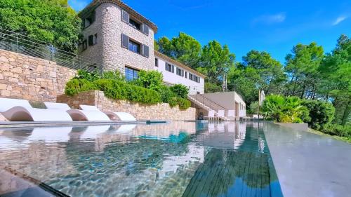 Lorgues Villa | Villa de Prestige au Calme avec Vue exceptionnelle