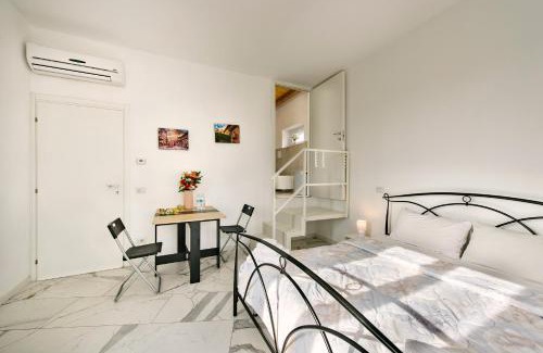 Borgo Milano Apartment | Villa Dei Sogni - Camera accesso indipendente Vicino Ospedale Borgo Trento Fiera Arena di Verona