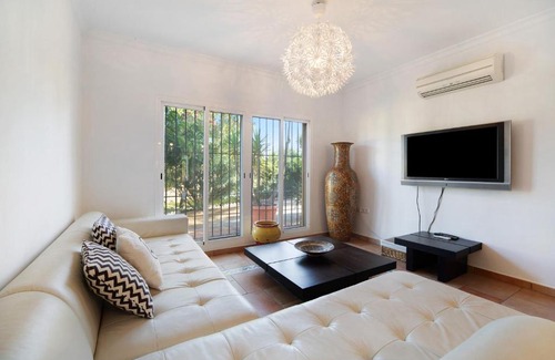Los Gallos-Cerromolino House | Villa del Mar