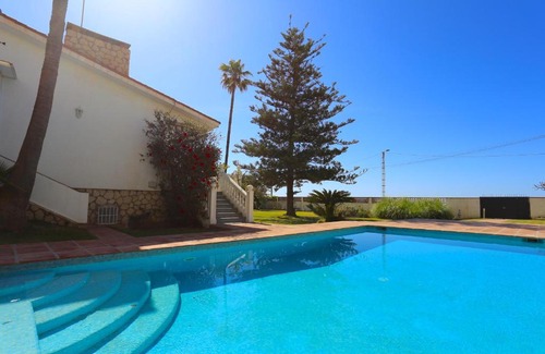 Torre de Benagalbon Villa | VILLA DEL MAR 'Boutique Beach-House' 11PAX