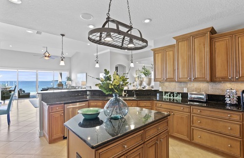 Apollo Beach House | VILLA DEL MAR APOLLO BEACH- STUNNING HOME ON TAMPA BAY WITH GORGEOUS BAY VIEWS!