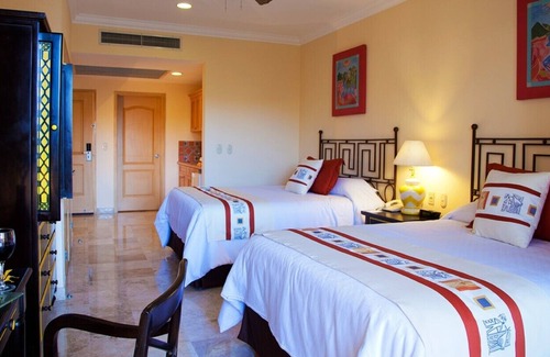 Flamingos Resort | Villa del Palmar Flamingos Resort and Spa Nuevo Vallarta Mexico Junior Suite