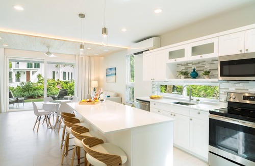 Providenciales Villa | Villa DelEvan 4A/1-bedroom villa on the Grace Bay Beach,