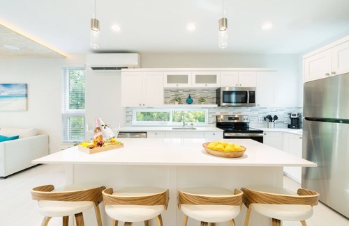 Providenciales Villa | Villa DelEvan 4A/1-bedroom villa on the Grace Bay Beach,