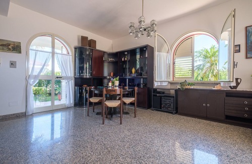 Tonnarella Villa | Villa "Delle Pomelie" with Private Garden, Balconies, and Wi-Fi