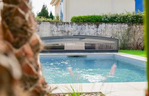 Jard-sur-Mer House | Villa des Hérondais avec piscine - idéal familles - 8 personnes