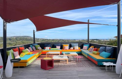 Mandelieu-La-Napoule Villa | Villa Dezem-Infinity pool-Near Cannes-Panorama-AC