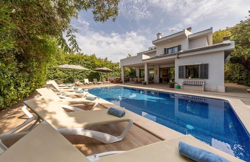 Son Baulo Villa | Villa Diagonal in Can Picafort