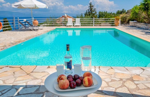 Katsimatika Villa | Villa Dionisis in Paxi