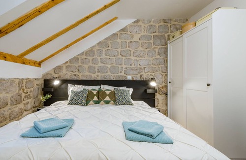 Mali Ston Villa | Villa Dovecote with Private Sauna, Jacuzzi & Gym