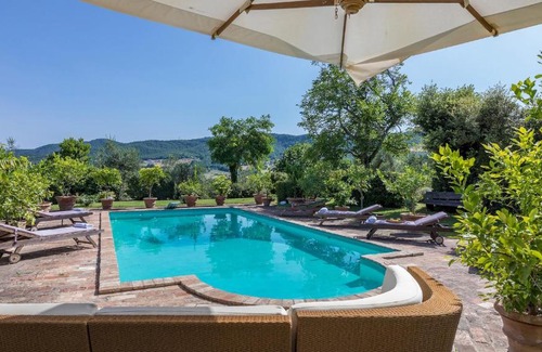 Monte Castello di Vibio Villa | VILLA DUE VIGNE 8, Emma Villas