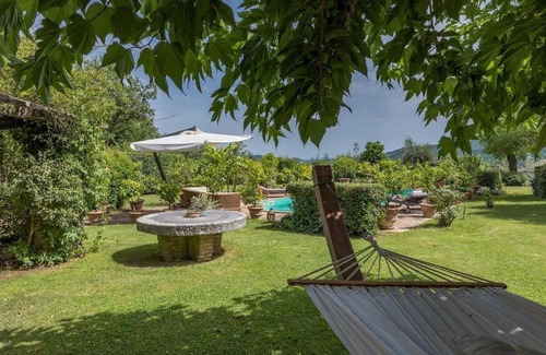 Monte Castello di Vibio Villa | VILLA DUE VIGNE 8, Emma Villas