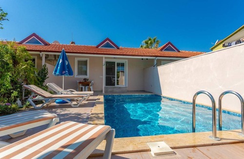 Dalyan City Center Villa | Villa Duman 2: Private Pool, A/C, WiFi, Car Not Required