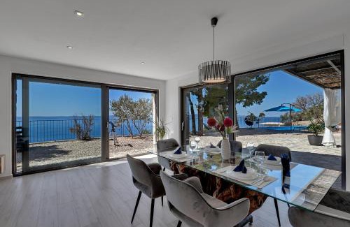 Krvavica Villa | Villa EagleStone - Isolated location that offers peace and tranquility