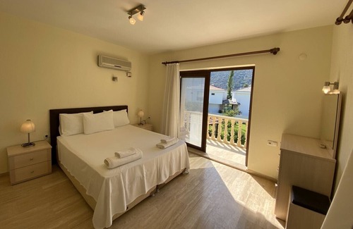 Dalyan Villa | Villa Eanda . Dalyan 52sgm Private Salt Pool and Stunning Views.