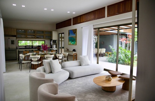 Pipa House | Villa Egeu Pipa | Refinement and Comfort in Nature. 5 minutes from downtown and Madeiro Beach