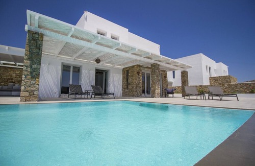Elia Villa | Villa Ellia 2 is Magnificent Villa for14 guests close to Elia beach