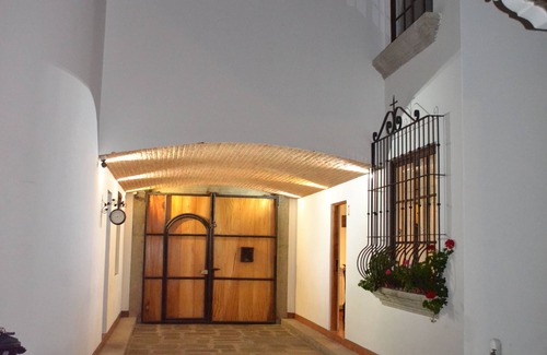 Antigua Guatemala House | Villa Ellina 1, It is a beautiful and cozy house, with all the comforts