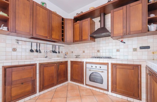 Faro Superiore Villa | Villa Emy with Sea View, Garden and Wi-Fi