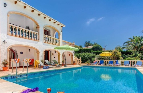 Mar Azul Villa | "Villa Enzo" with Sea and Mountain View, Private Pool, Garden, A/C & Wi-Fi