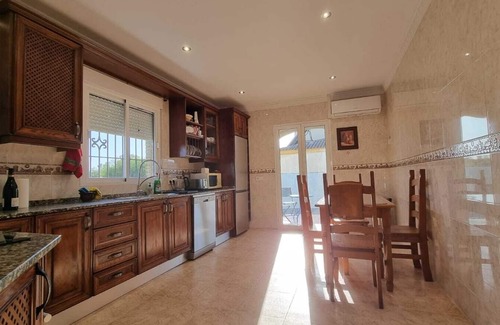 El Puerto de Santa Maria Villa | Villa for rent only 1000 meters from the beach