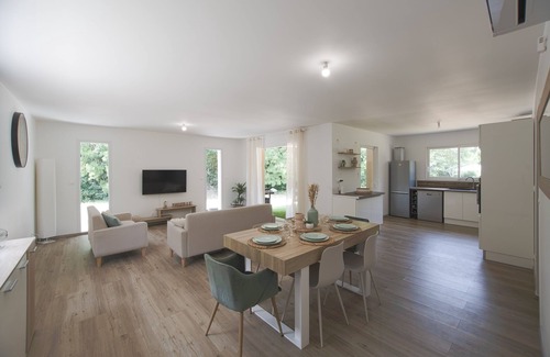 Berrias-et-Casteljau House | Villa Esparots - Maison avec piscine privée