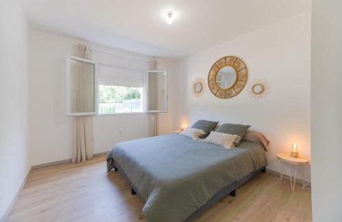 Berrias-et-Casteljau House | Villa Esparots - Maison avec piscine privée