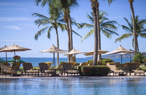 Flamingos Condo | Villa Esstania Paeso Cocoterras stunning 3 bedroom unit. 5 star gorgeous resort