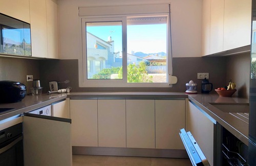 Bahia Dorada Villa | Villa 'Estepona Sea Front' with Sea View, Shared Pool and Wi-Fi